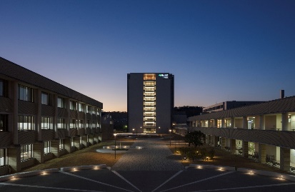 福山大学　未来創造館