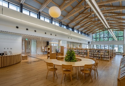 ちえの森ちづ図書館（智頭町立図書館）